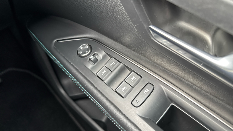 Peugeot 5008 1.2 PureTech Allure Premium+ 5dr EAT8 Petrol Estate